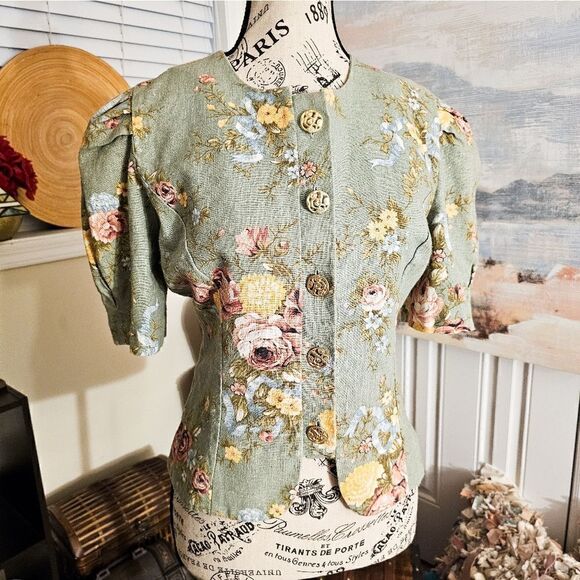 Vtg Lady Carol Preppy Tapestry Design Floral Statement Blouse. - Picture 5 of 15